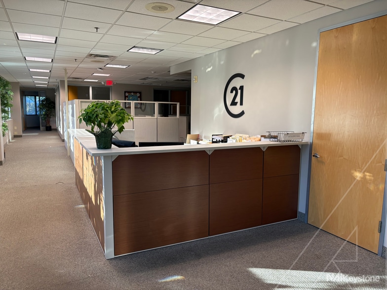 More Photos Of 925 Berkshire Blvd, Wyomissing Office For Lease