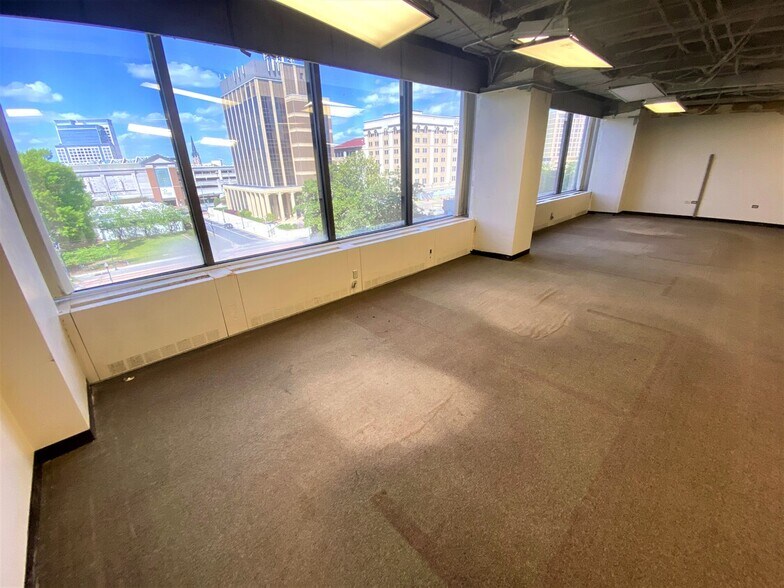 More Photos Of 500 E Main St, Norfolk Office Residential For Lease