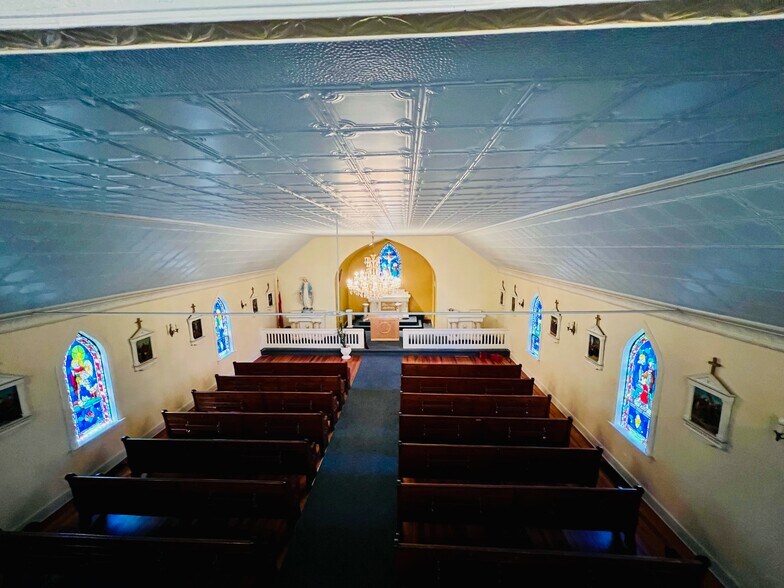 More Photos Of 20 St Clair St, Middleport Religious Facility For Sale