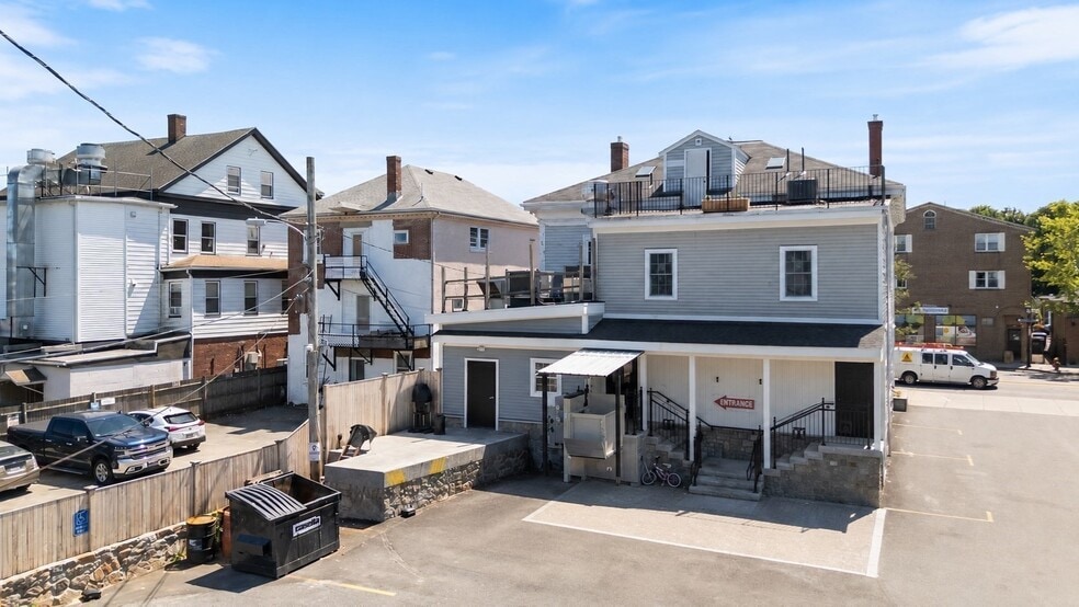 More Photos Of 98 Main St, Peabody General Retail For Sale