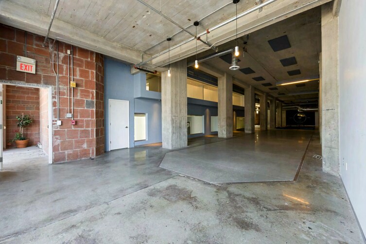More Photos Of 117 W 20th St, Kansas City Apartments For Lease