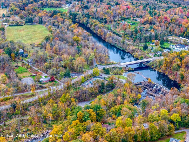 More Photos Of 155 Main St, High Falls Restaurant For Sale