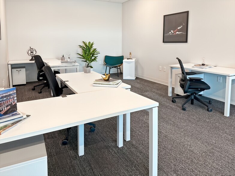 More Photos Of 3300 Dallas North Tollway, Plano Coworking Space