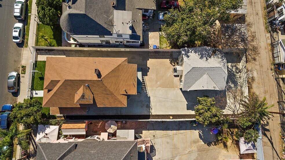 More Photos Of 1703 S Burlington Ave, Los Angeles Apartments For Sale