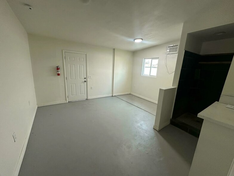More Photos Of 24229 W 5th St, San Bernardino Land For Lease
