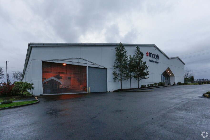 More Photos Of 1767 S 48th St, Tacoma Freestanding For Lease