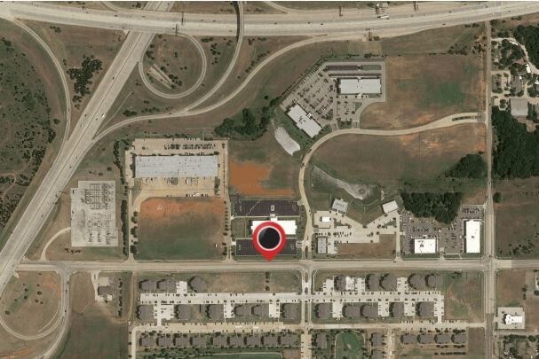 More Photos Of 715 NE 122nd St, Oklahoma City Office For Lease