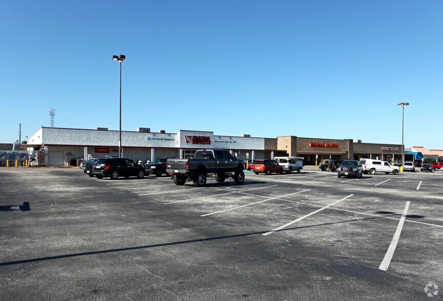 Primary Photo Of 200 W Ardice Ave, Eustis Unknown For Lease