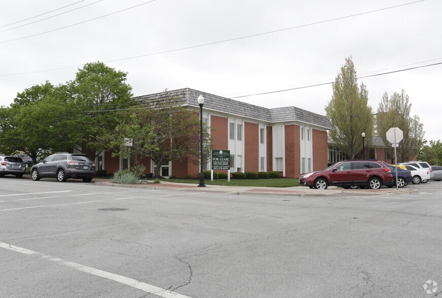 More Photos Of 8001 Conser St, Overland Park Office For Lease