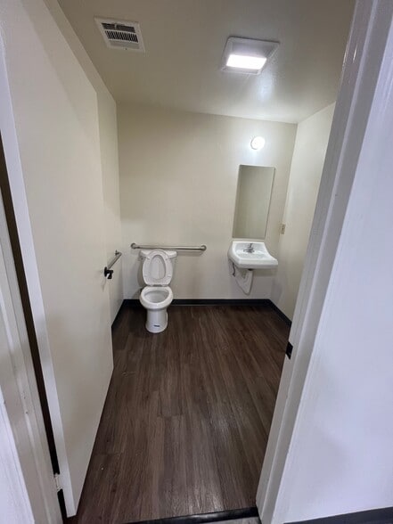 More Photos Of 1348 Santa Anita Ave, South El Monte Warehouse For Lease