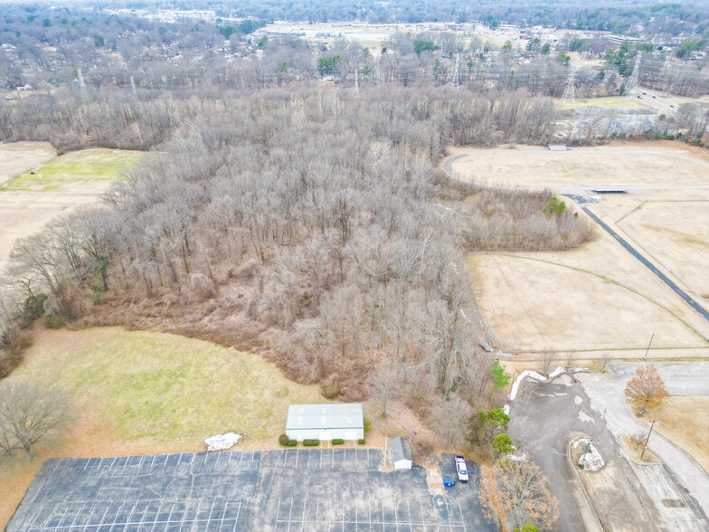 More Photos Of 3411 Covington Pike, Memphis Religious Facility For Sale