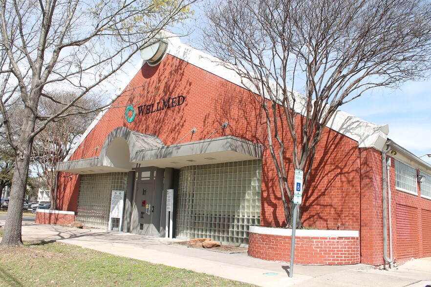 More Photos Of 134 Melba Str, Dallas Unknown For Lease