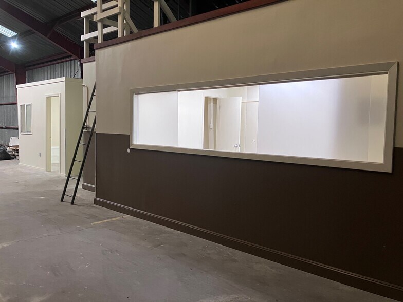 More Photos Of 22 Loomis St, San Francisco Warehouse For Lease