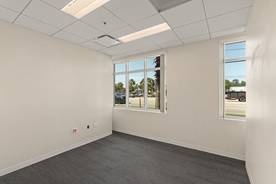 More Photos Of 45 Eglin Pky, Fort Walton Beach Medical For Lease