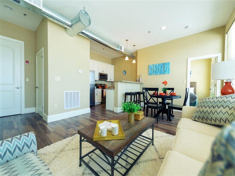 More Photos Of 99 Main St, Warren Apartments For Lease