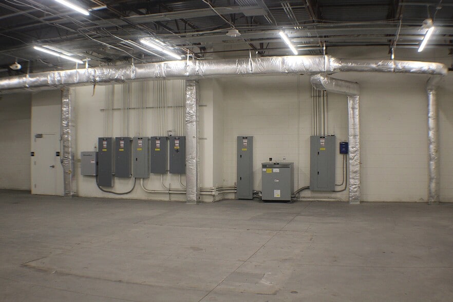 More Photos Of 869 W Florida Ave, Hemet Unknown For Lease