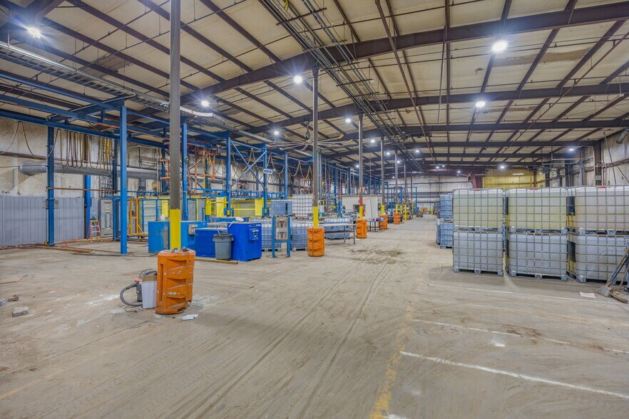 More Photos Of 120 McDougall Ct, Greenville Unknown For Lease