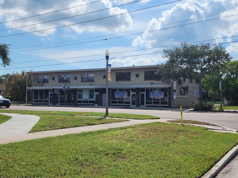 More Photos Of 1427-1437 4th St S, Saint Petersburg Storefront Retail Office For Lease