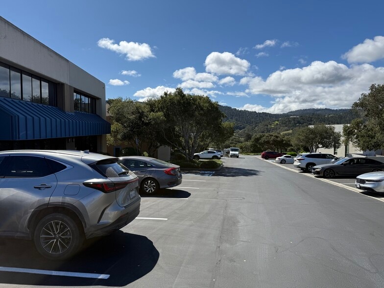 More Photos Of 5 Harris Ct, Monterey Unknown For Lease