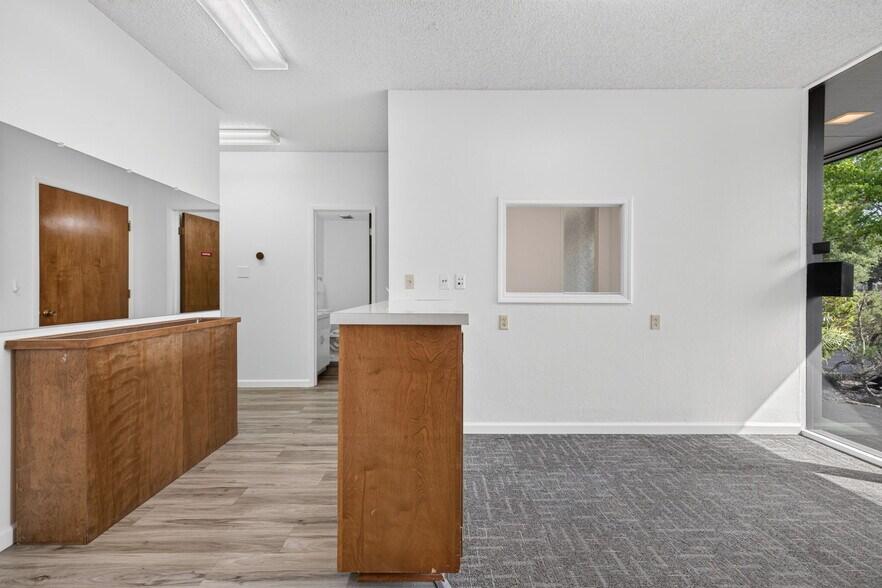 More Photos Of 7 Page St, Cotati Medical For Sale