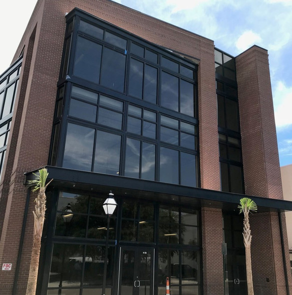 Primary Photo Of 83 Mary St, Charleston Storefront Retail Office For Sale