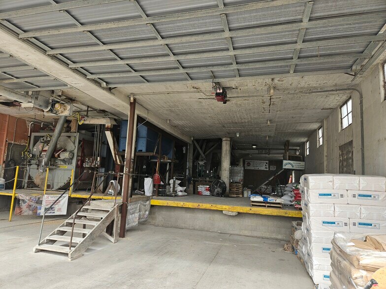 More Photos Of N1849 Municipal Dr, Greenville Industrial For Sale