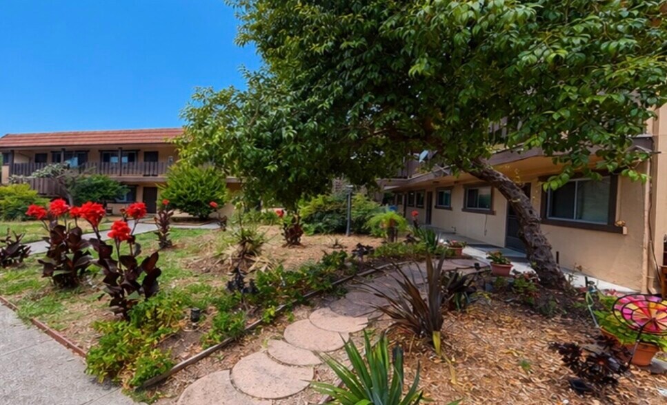 More Photos Of 6015 Montecito Blvd, Santa Rosa Apartments For Sale