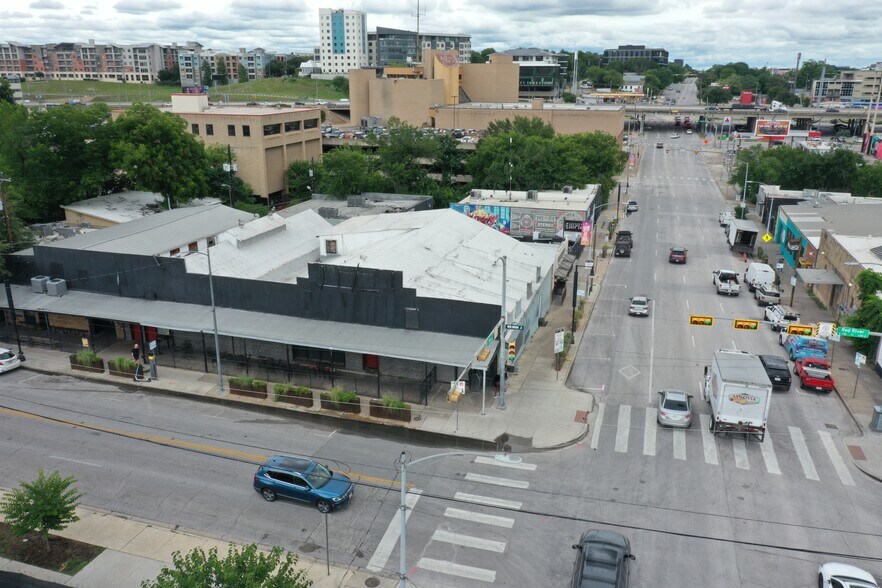 More Photos Of 701-713 Red River St, Austin Freestanding For Sale