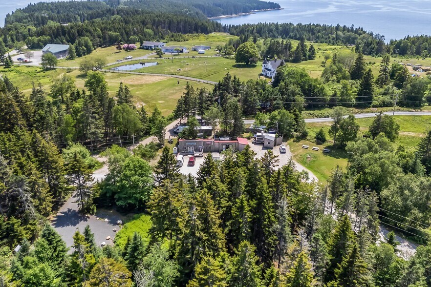 More Photos Of 40 North Rd, Swans Island Convenience Store For Sale