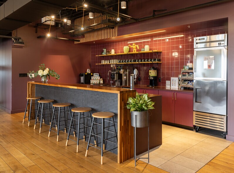 More Photos Of 1175 Peachtree St NE, Atlanta Coworking Space