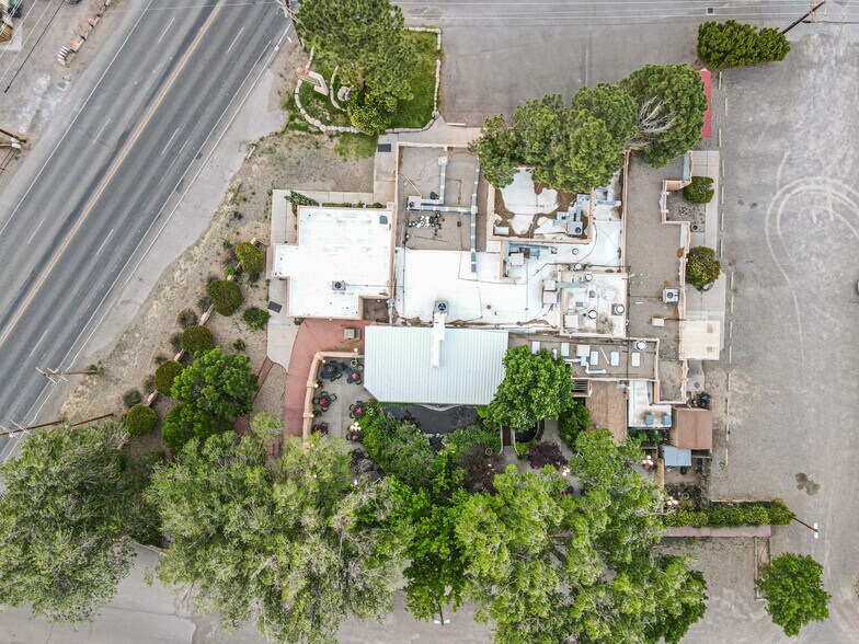 More Photos Of 8032 4th St NW, Albuquerque Restaurant For Sale