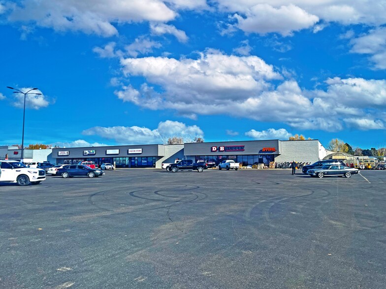 More Photos Of 1016-1120 S Lincoln Ave, Jerome General Retail For Lease