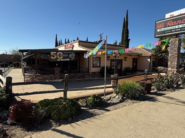 More Photos Of 1964 W Foothill Blvd, Upland Restaurant For Lease