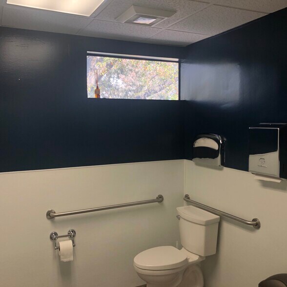 More Photos Of 15899 Los Gatos-Almaden Rd, Los Gatos Medical For Lease