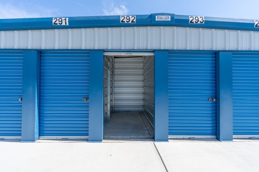 More Photos Of 183 S Austin Rd, Manteca Self Storage For Sale