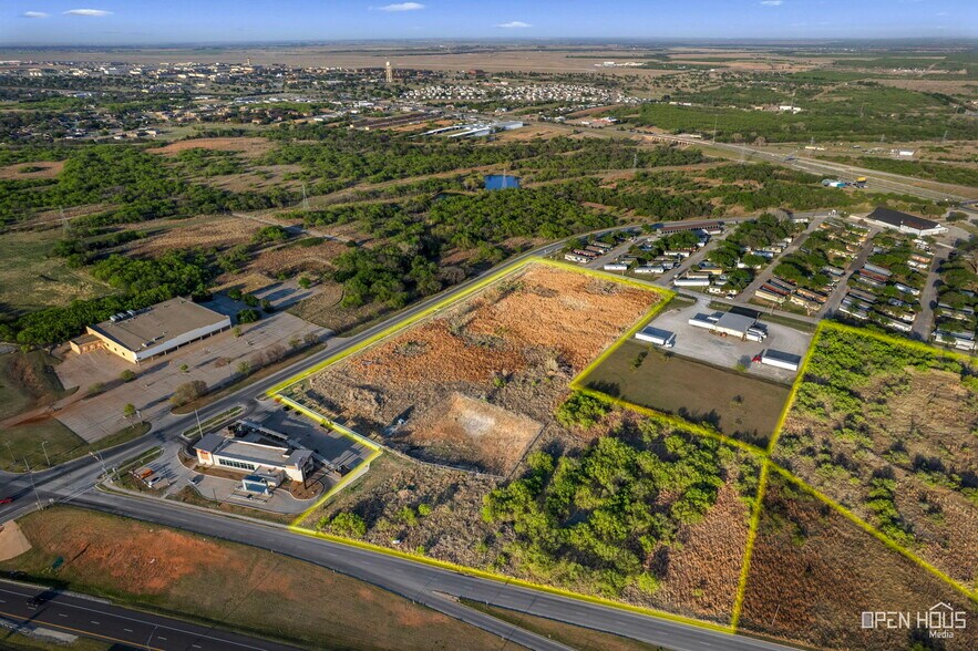 More Photos Of 2221 Airport Dr, Wichita Falls Land For Sale