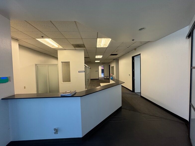 More Photos Of 8963-8969 Bradley Ave, Sun Valley Warehouse For Lease