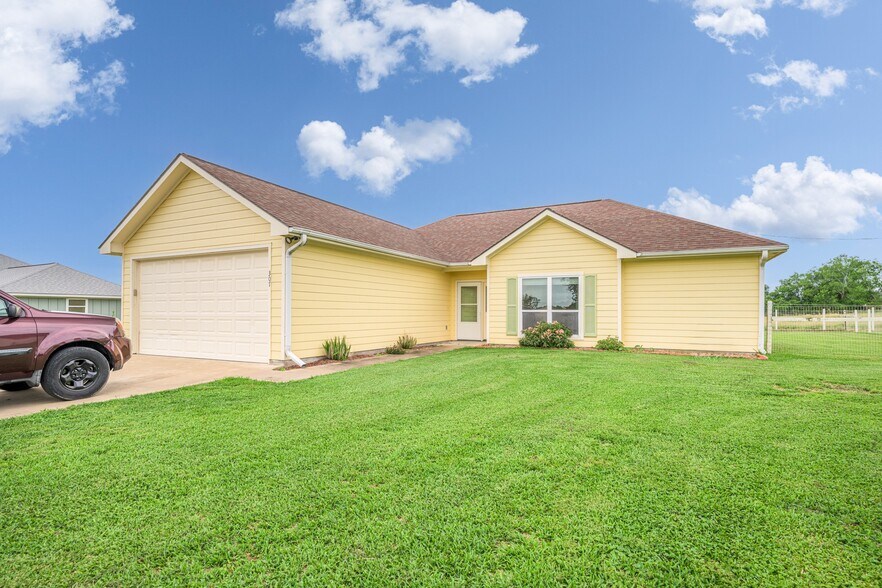 More Photos Of 305 O Malley Rd, Brenham Land For Sale