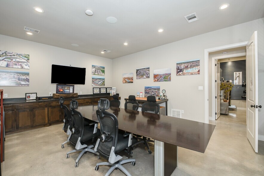 More Photos Of 11184 Dan Williams Ln, College Station Warehouse For Sale