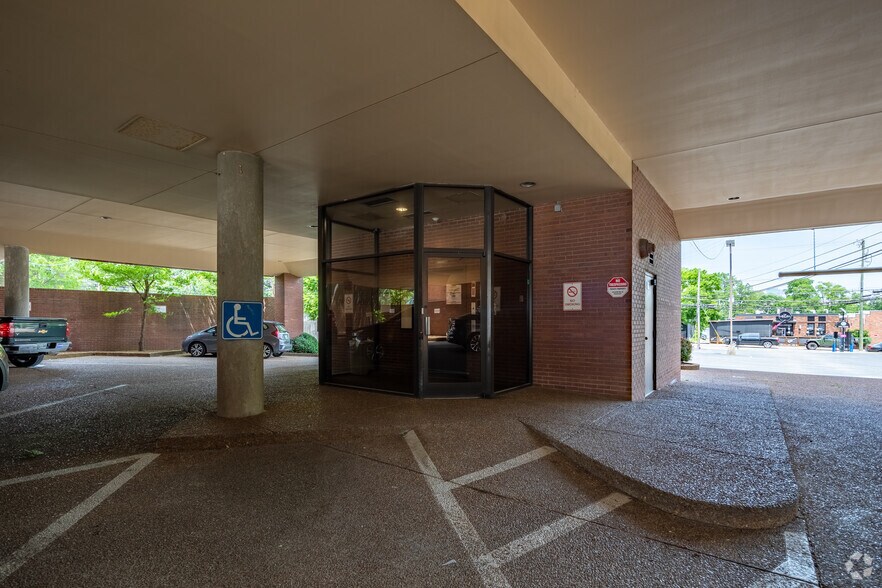 More Photos Of 110 29th Ave N, Nashville Medical For Lease