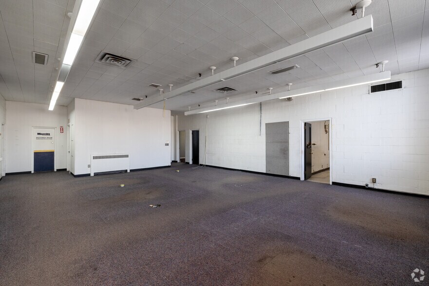 More Photos Of 650 Franklin Ave, Hartford Industrial For Sale