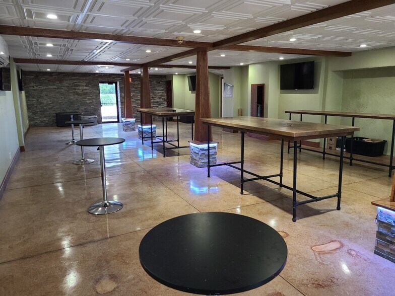 More Photos Of 40 Clinton St, Brockport Apartments For Lease
