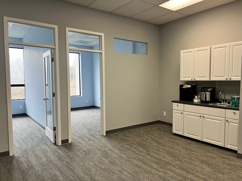 More Photos Of 6700-7080 SW Nyberg Rd, Tualatin Unknown For Lease
