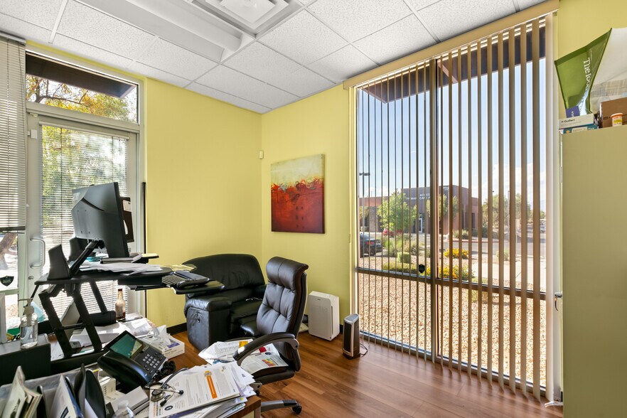 More Photos Of 7170 Smoke Ranch Rd, Las Vegas Office For Lease