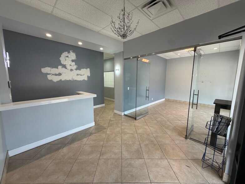 More Photos Of 621 Lake Ave, Lake Worth Beach Storefront Retail Office For Lease