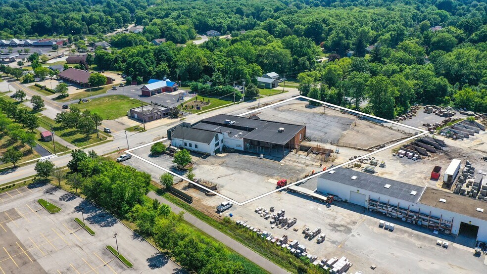 More Photos Of 50 Southeast Ave, Tallmadge Freestanding For Sale