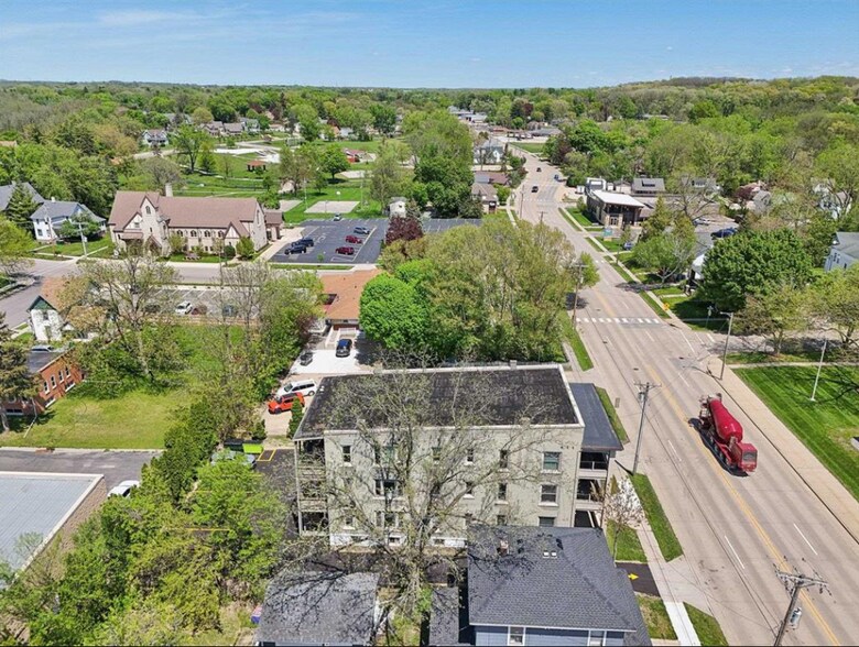 More Photos Of 108 N Main St, Edgerton Apartments For Sale