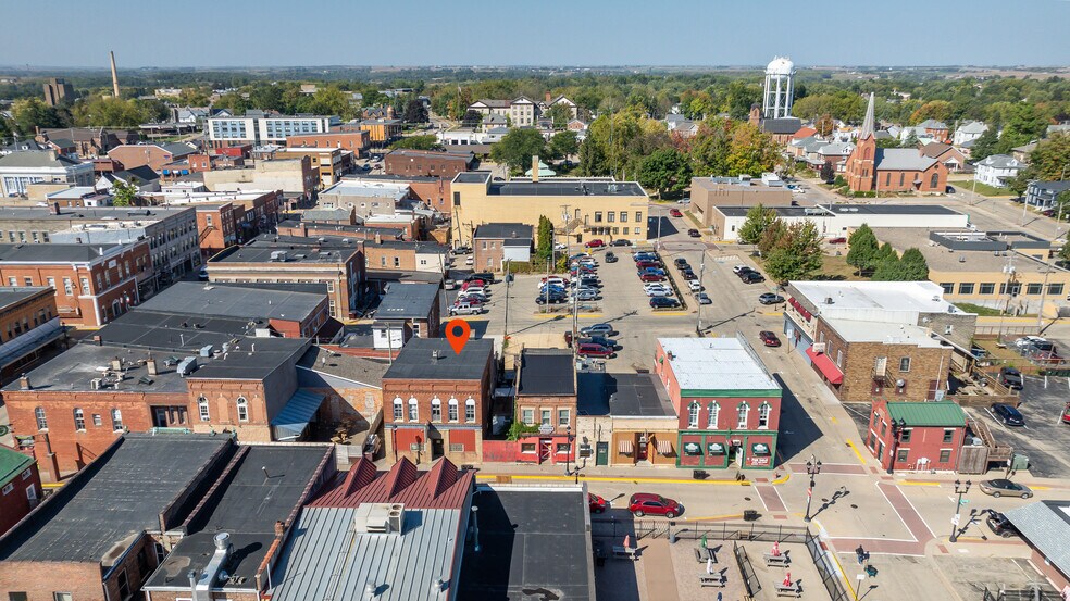 More Photos Of 60 N 2nd St, Platteville Hotel For Sale