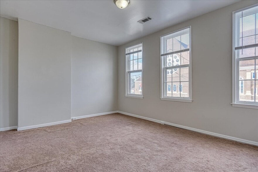 More Photos Of 602-604 3rd St, Augusta Apartments For Sale