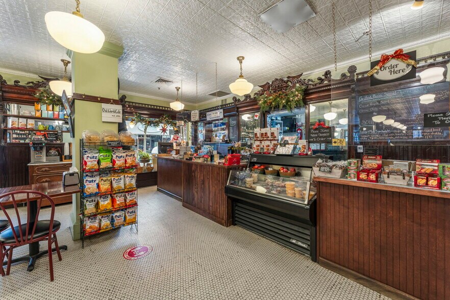 More Photos Of 1 W Market St, Corning Office For Lease